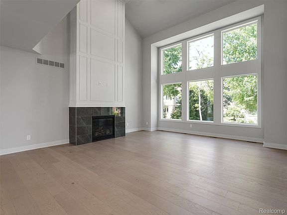 4th image of 3941 Capstan Ct