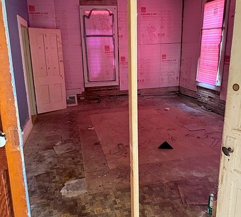 5th image of 321 N Cypress St