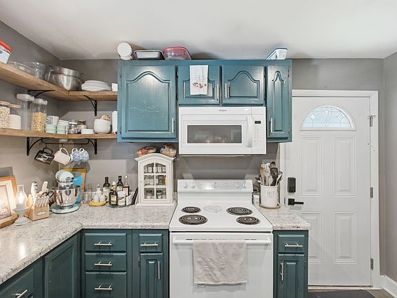 5th image of 2103 Hillwood Dr