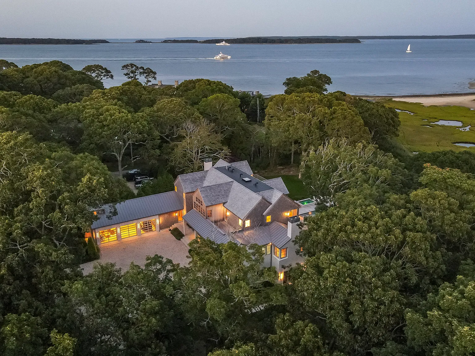 Magnificent Waterfront in Sag Harbor Avail. US OPEN 2026 100k — Photo 2