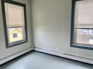135 East St FLOOR 2, Pawtucket, RI 02860