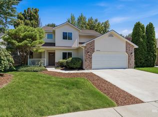 1054 N Carmen Ave, Boise, ID 83704