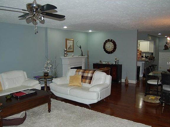 5th image of 25188 Marion Ave APT 1045