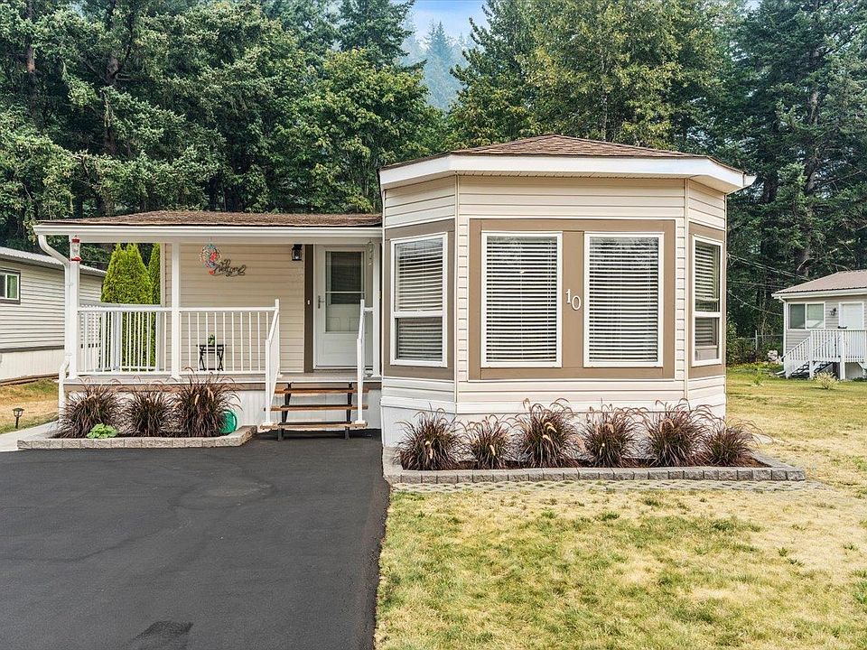 1st image of 65367 Kawkawa Lake Rd #10
