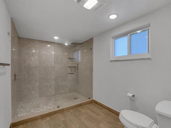 5th image of 2955 N Palm Aire Drive #2955