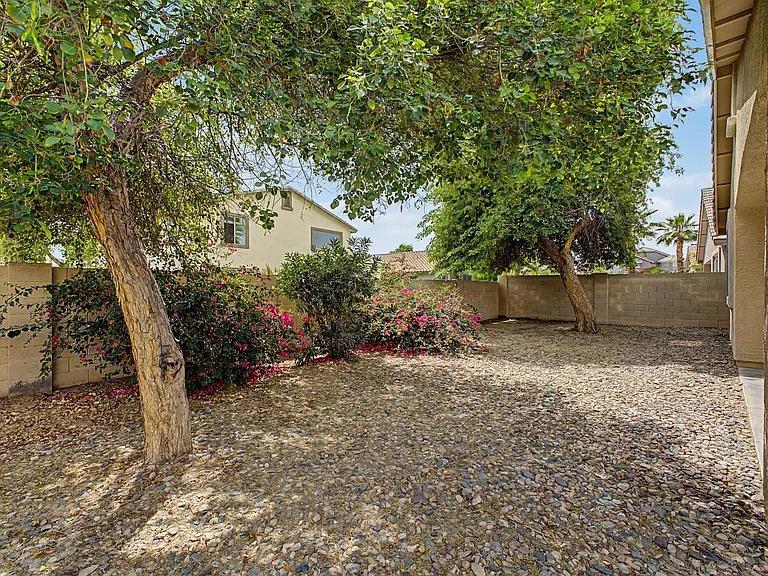 15235 W Windward Ave — Photo 32