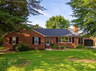 2108 Trail Six, Burlington, NC 27215