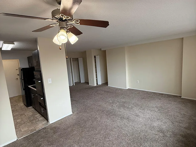 Horizon House — Photo 48