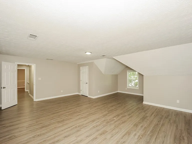 110 Park Place Ct — Photo 14