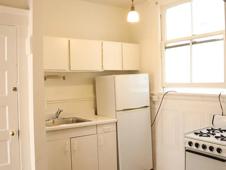1750 Mission St #45 — Photo 8