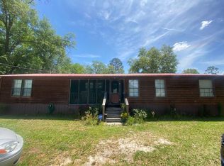 199 Hood Dr, Adel, GA 31620