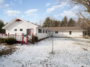12150 S Fordney Rd, Chesaning, MI 48616
