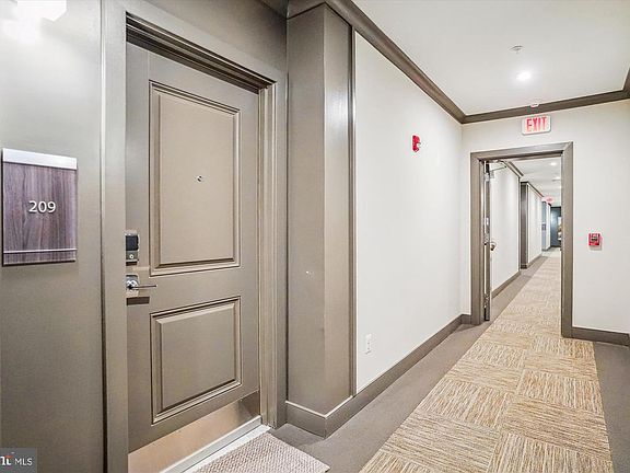 2nd image of 102 Saint Ives Pl APT 209