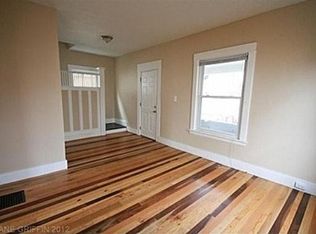 10 Vandine Pl NE, Grand Rapids, MI 49503