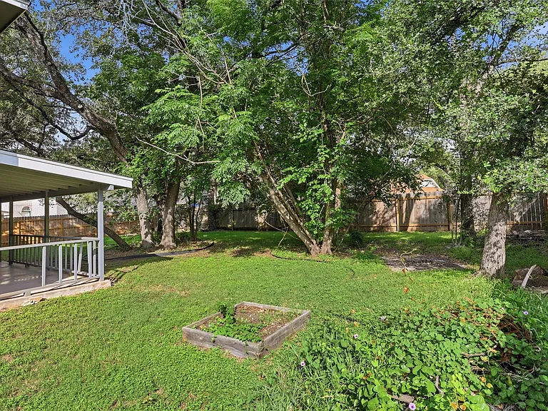 11604 Buttonwood Dr — Photo 35