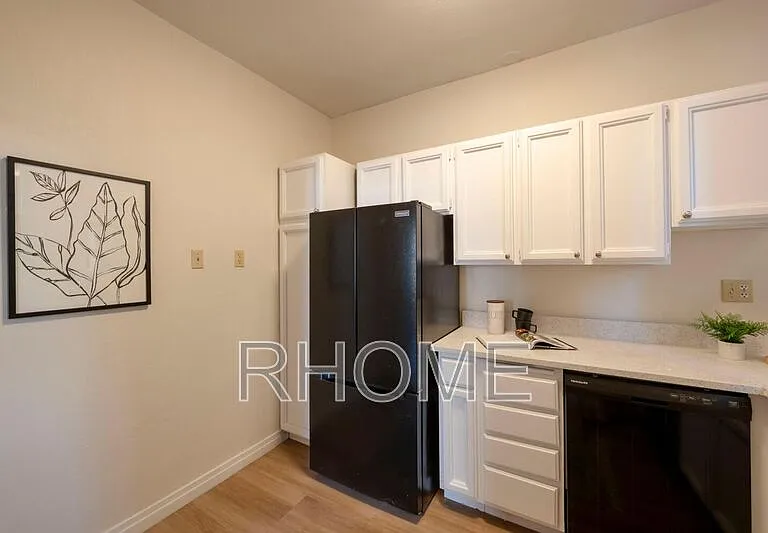29 S State St #503 — Photo 8