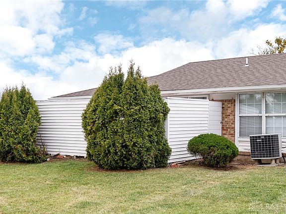 2nd image of 5801 Troy Villa Blvd