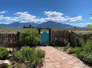 44 Colonias Pointe Dr, El Prado, NM 87529