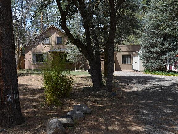 4th image of 210 Cory Ave