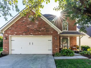 3744 White Pine Dr, Lexington, KY 40514