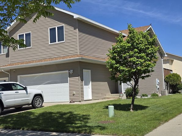 1002 Selkirk Cir