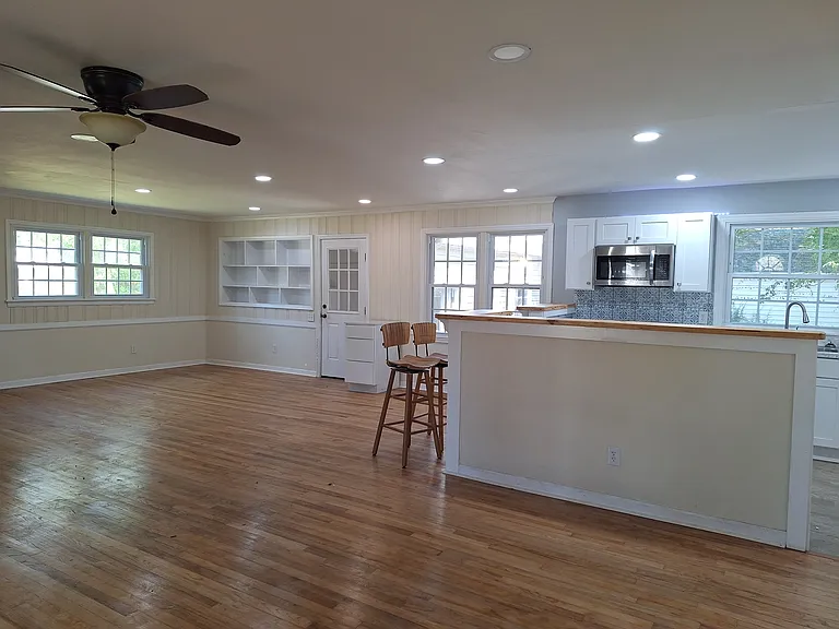 201 Harpers Dr — Photo 4