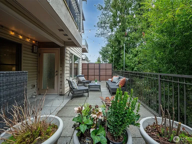 3121 W Government Way #205 — Photo 15