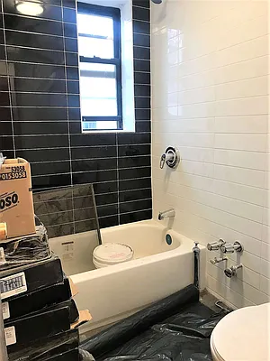 Rented by Lang Realty LLC | media 35