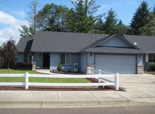 24717 Hunter Ave, Veneta, OR 97487