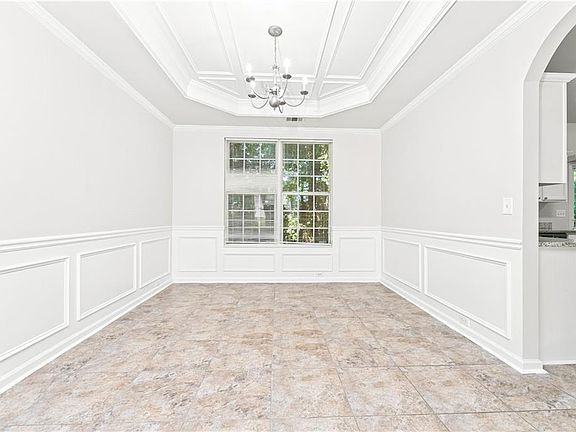 3rd image of 4514 Sequoia Park Trl