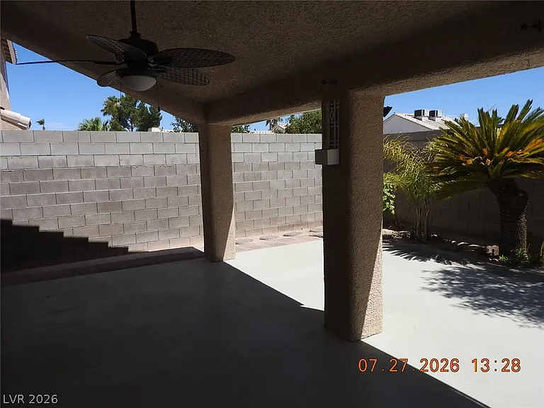 4533 Chestnut Blaze Dr — Photo 32