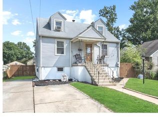 251 S Maple Ave, Maple Shade, NJ 08052