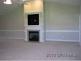 4th image of 1001 Dearborn Ct