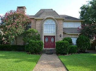 12518 Piping Rock Dr, Houston, TX 77077