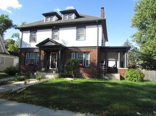 16 Eton St, Springfield, MA 01108