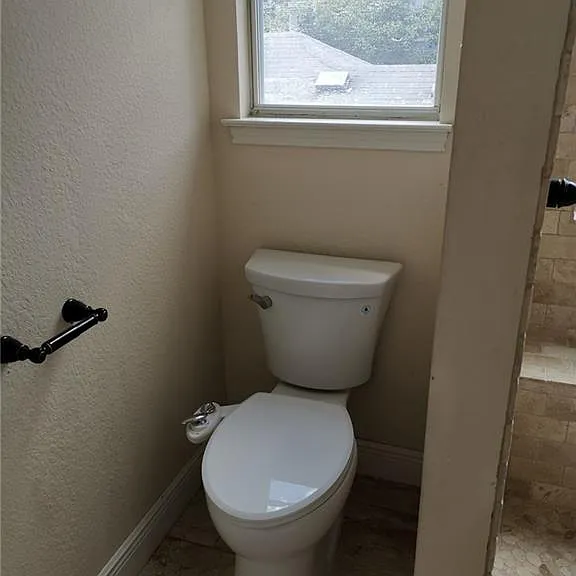 1603 Sylvia Ln — Photo 10