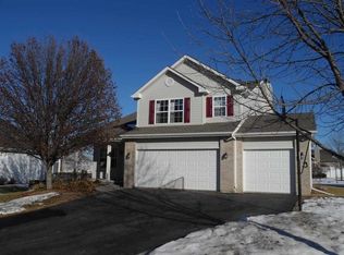 4913 Squaw Valley Dr, Caledonia, IL 61011