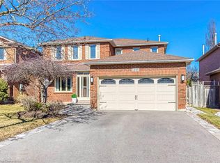 1365 Bishopstoke Way, Oakville, ON L6J7A7