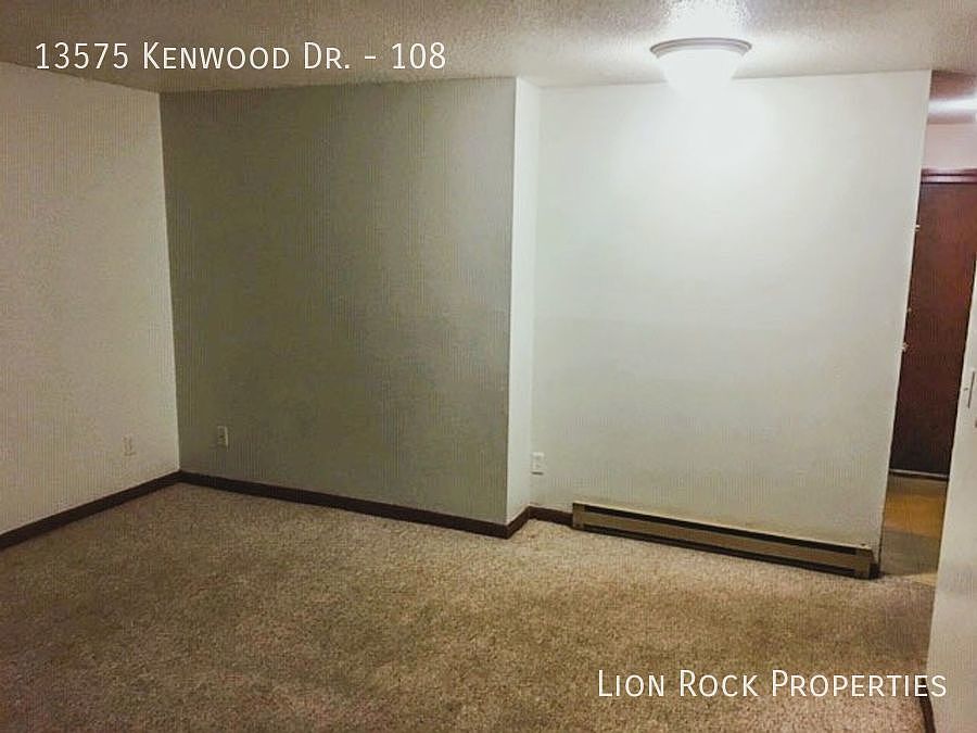 Experience Luxurious Living in the Heart of Kenwood, Baxter Spacious