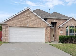 633 Rosarita Rd, Arlington, TX 76002