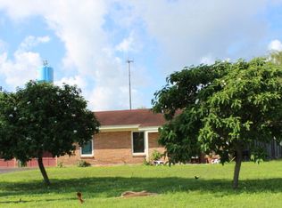 233 Beach Blvd, Laguna Vista, TX 78578