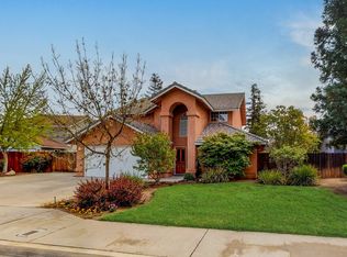 2667 Laverne Ave, Clovis, CA 93611