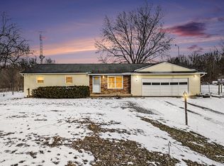 15235 Eddy Lake Rd, Fenton, MI 48430