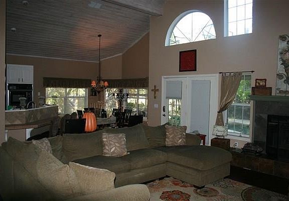 5th image of 1 Creekwood Cir
