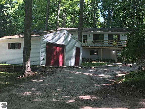 2nd image of 5245 SE Torch Lake Dr