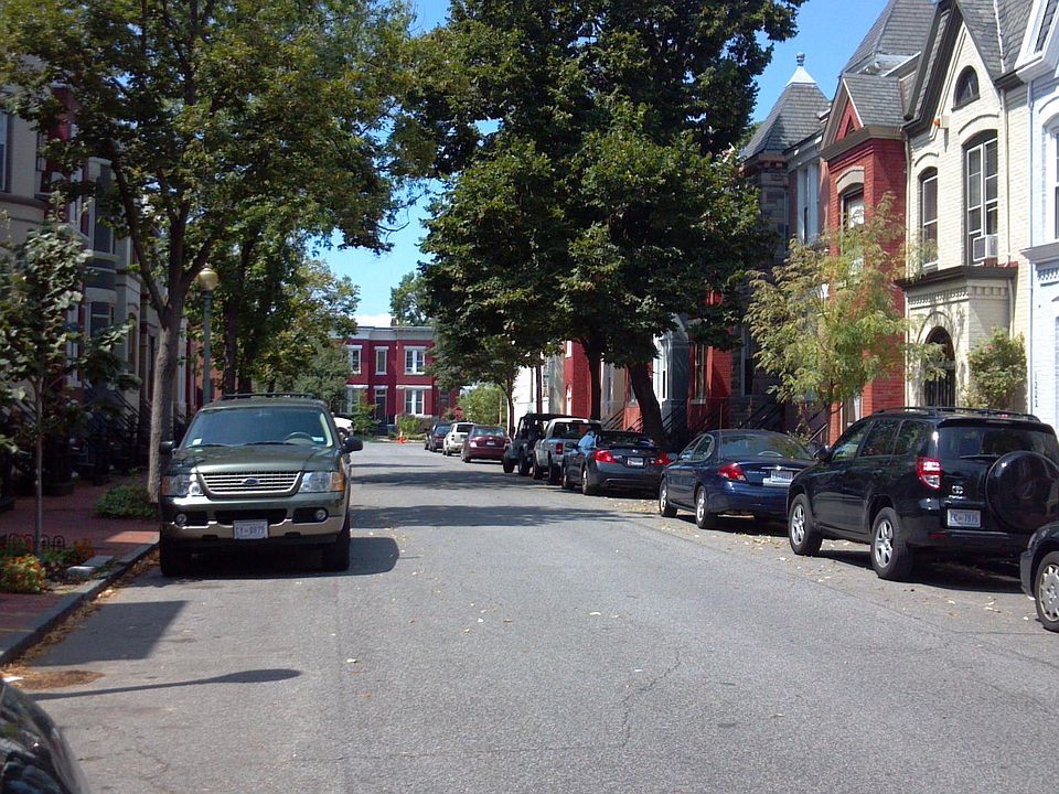 Linden Place - quiet tree-lined block near H street corridor