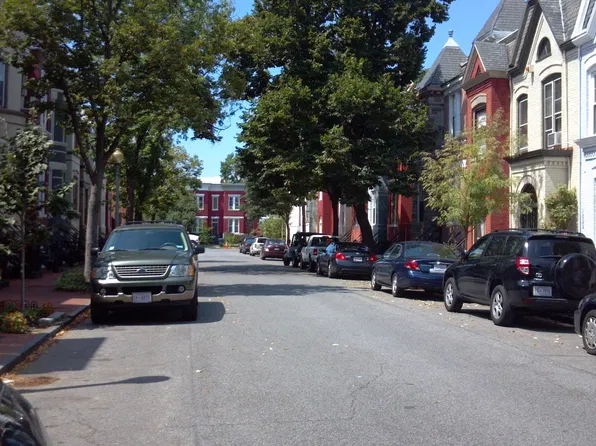 1237 Linden Pl NE, Washington, DC 20002