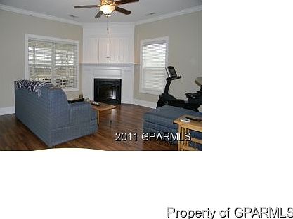 3rd image of 2329 A Dovedale Dr