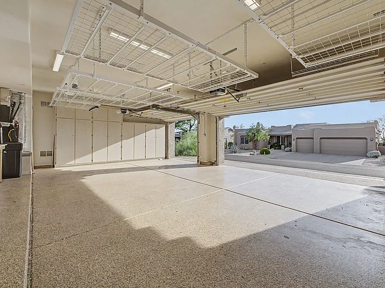 29143 N 68th Way — Photo 37