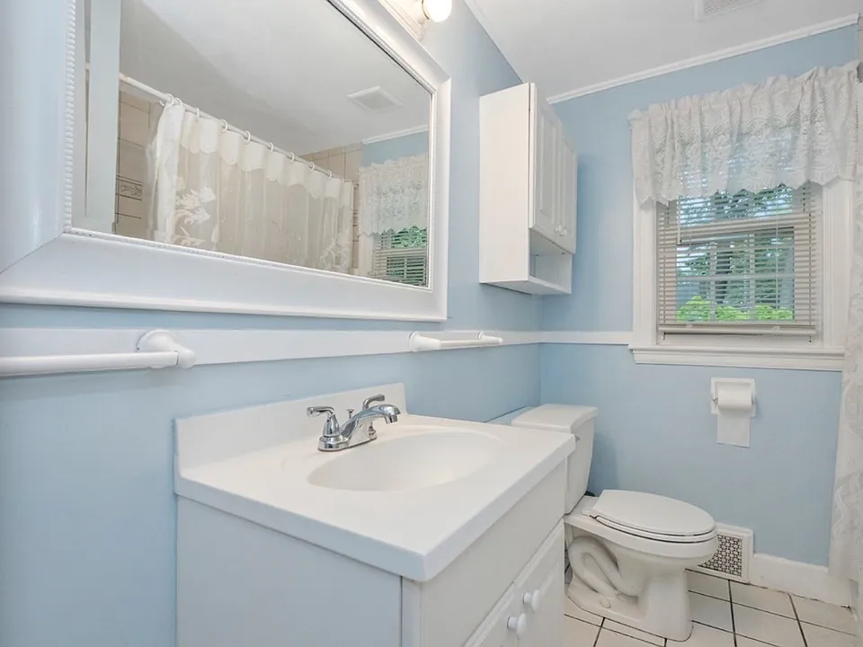 28 Wetherbee Rd